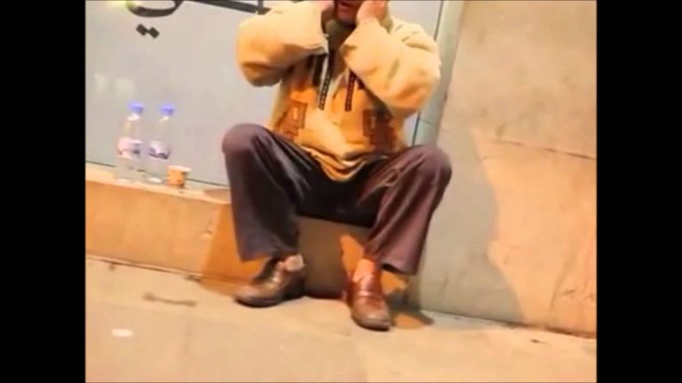 Homeless man reading Qur’an beautifully